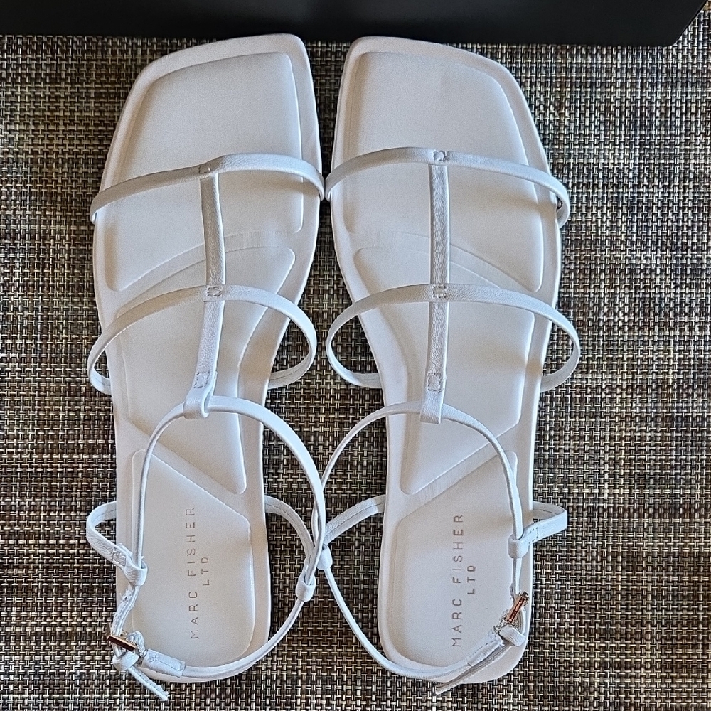 Marc Fisher White Marris Sandals - Picture 3 of 9